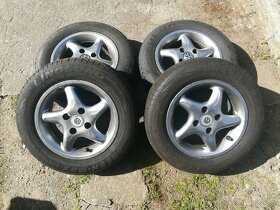 Volkswagen Pólo - 2