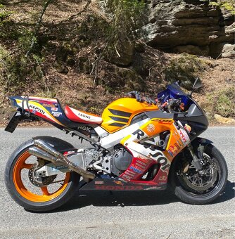 Honda CBR 929rr - 2