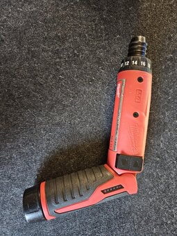 MIlwaukee M4 D bez nabíječky - 2
