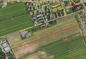 Pozemek 4393 m2, v ÚP z větší části jako plocha bydlení - 2