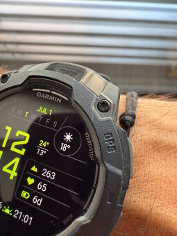 Garmin Instinct 3 AMOLED 50mm - 2
