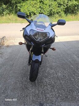 Suzuki GSX-R 750 K1 - 2