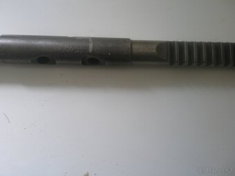 Tyč řízení T 57 B levá - 2