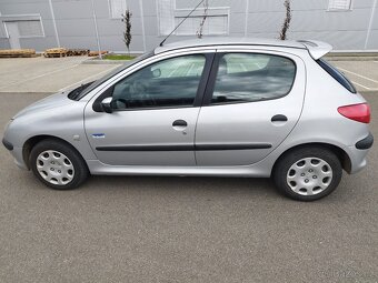 Peugeot 206.1.4 HDI.rok 2002 - 2