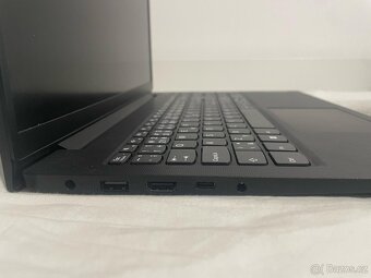 Lenovo V15 G3 IAP - 2