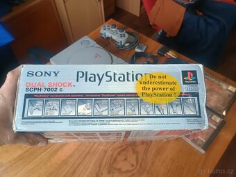 PlayStation 1 s originální - 2