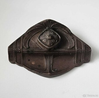 STAROŽITNÝ SECESNÍ KALAMÁŘ - 2