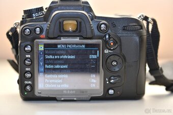 Nikon D7000 + příslušenství - 2