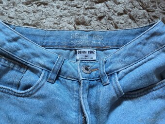 Prodám dámské džínové šortky/kraťasy vel. 34/XS - 2