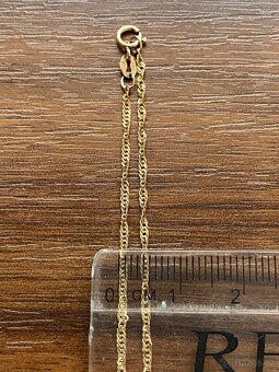 Zlatý řetízek - 2