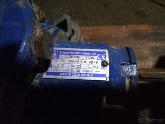 Čerpadlo s motorem - 2