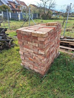 Prodám pálené cihly - 2