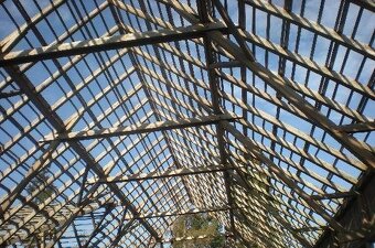 Staré Těšany trámy a staré prkna - 2