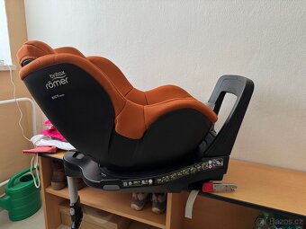 Autosedačka Britax Römer Dualfix M i-size - 2