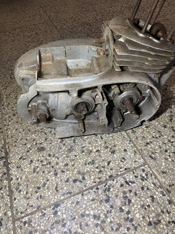 Motor čz 175 - 2