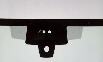 BMW X1 čelní sklo - 2