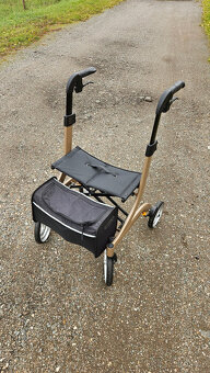 Prodám téměř nepoužívané chodítko - 2