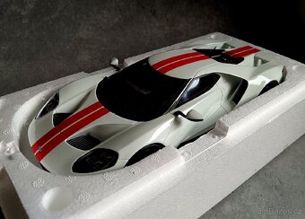 1:18 Ford GT - 2