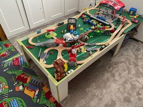 Dětský herní stůl na Lego / vláčky - 2