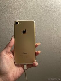 iPhone 7 zlatý 32 gb - 2