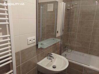 Pronájem bytu 2+kk 45 m² Praha - Uhříněves - 2