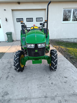 John Deere 3036E - 2