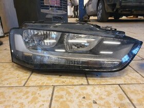 Přední světla Audi A4 B8 - 2