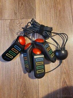 Prodám Buzz hry PS3 + BUZZERS - 2