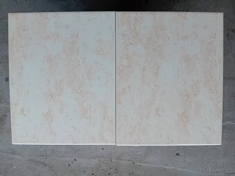 Obklad 250x200x7mm. do koupelny. - 2