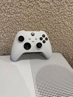 Microsoft Xbox One S All Digital 1TB - 2