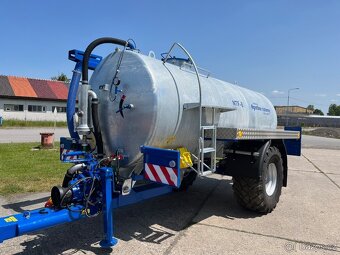 Traktorový fekální návěs AGROSTAR NTF 8 s ramenem, nový - 2