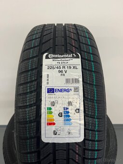 ❄️ Zimní pneumatiky 225/45/19, Continental, DOT1922 - 2
