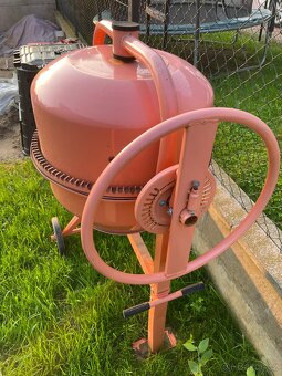 Michacka na beton 120l - 2
