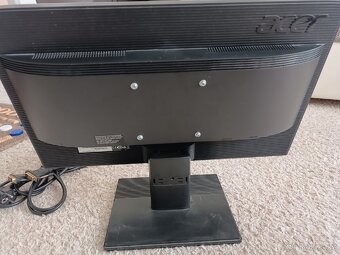 Monitor Acer V226HQL - 2