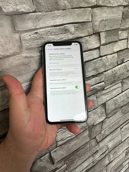 iPhone 11 - 2