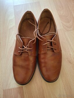 Oblek, košile a boty - 2