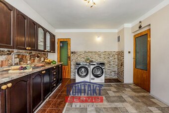 Prodej prostorného rodinného domu 8+2, 196 m² – Mladá Vožice - 2