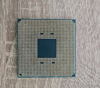 Procesor AMD Ryzen 9 3950X - top stav - 2
