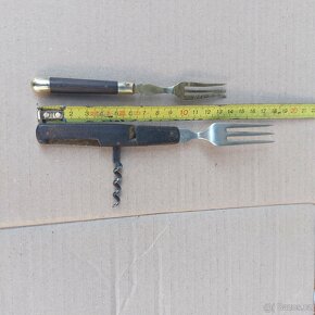 Dvě staré vidličky - 2