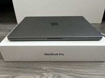 Macbook M1 Pro (2021) 14" / 32GB RAM / 1TB SSD - 2
