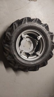 Kola z jednoosého malotraktoru BCS - 2