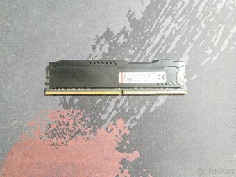 HyperX Fury GDDR4 / 8GB @2400MHz CL15 - 2