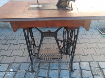Šicí stroj Bobbin - 2
