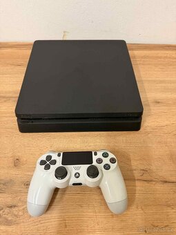 Playstation 4 slim 500GB +4 hra - 2