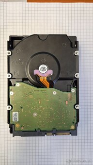 Pevný disk Western Digital SATA 4TB HGST - 2