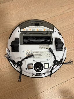 Robotický vysavač & mop Eta Aron ešte v záruke - 2