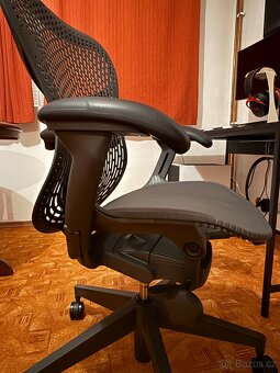 HermanMiller MIRRA 9 let záruka - 2
