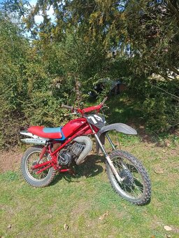 Honda MT8 - 2
