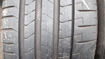 Letní pneu 255/45/19 Pirelli - 2