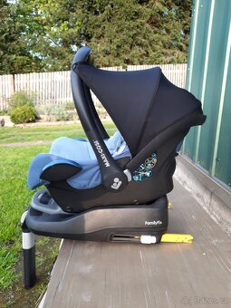 Dětská autosedačka + isofix základna Maxi-Cosi - 2